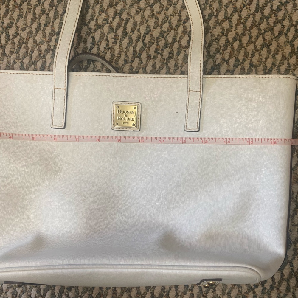 Dooney & Bourke White Tote Bag - Picture 7 of 8